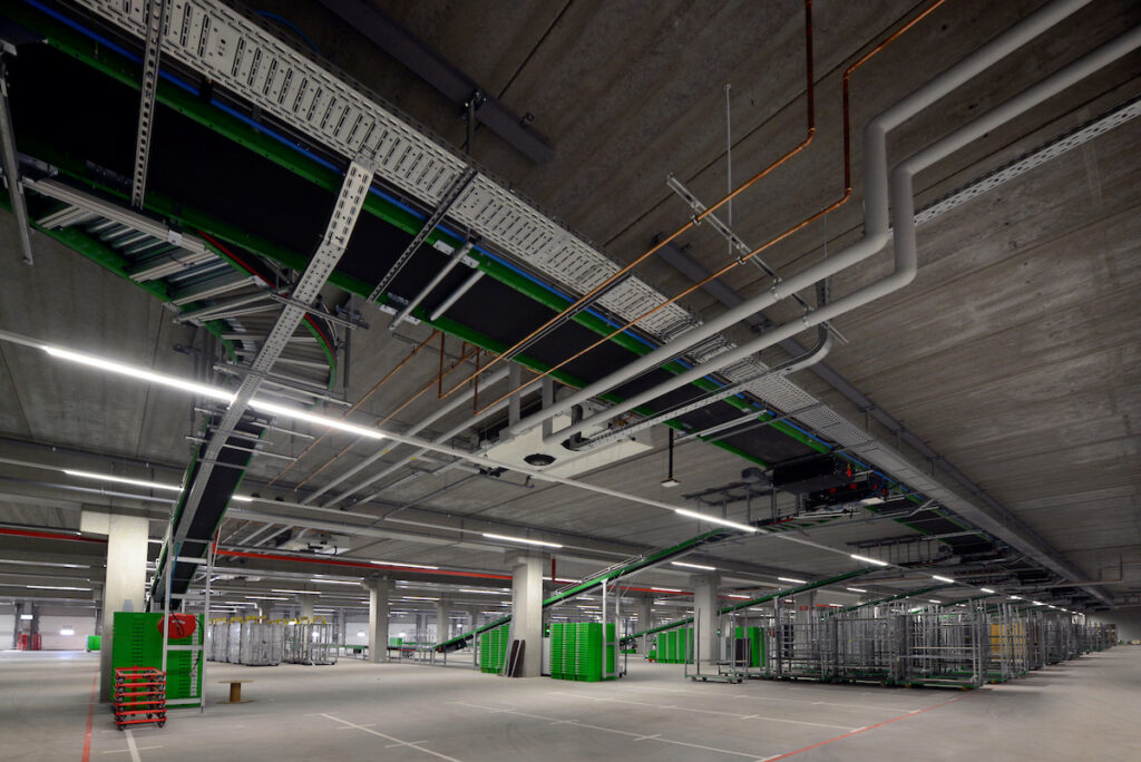 Hercuton realiseerde het distributiecentrum met kantoren turn-key voor W.K. Heyl jr. - DC